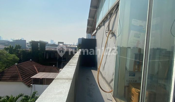 Cheap Building for Sale Below Market Price @ Kebayoran Lama, South Jakarta Cheap Building for Sale Below Market Price @ Kebayoran Lama, South Jakarta