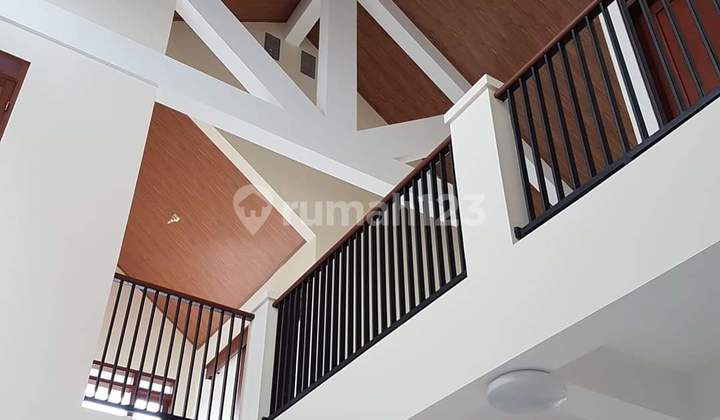 Nice House Ready to Occupant and Hook Position @Mertilang, Bintaro.