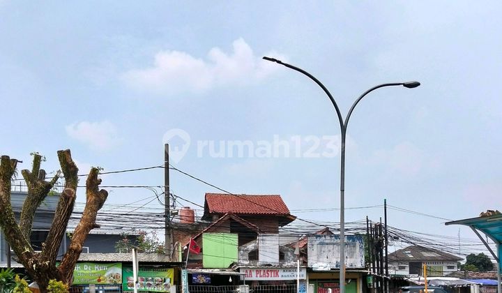 Kos Kosan Aktip Di Pinggir Jalan Raya Bintaro Jaya