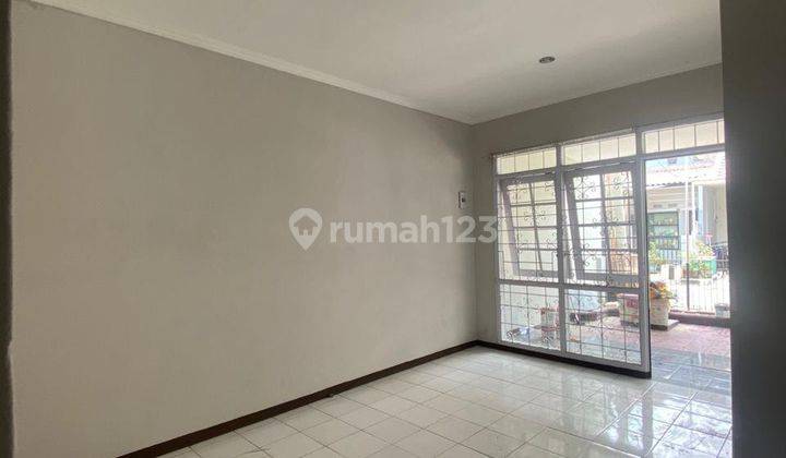 Disewakan Rumah Babatan Pratama Wiyung di Jl. Raya Babatan Pratama, Babatan, Kec. Wiyung, Surabaya, Jawa Timur, Wiyung 2