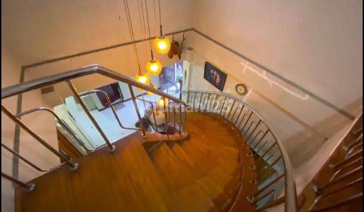 Dijual Rumah Lokasi Strategis di Jl. Progo, Bandung 7