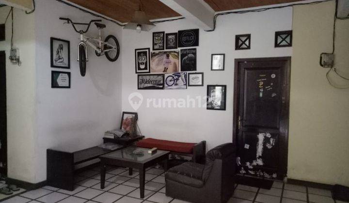 Dijual Rumah + Kostan Aktif di Jl. Cipedes Tengah, Bandung 1