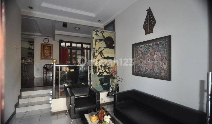 Dijual Rumah di Jl. Cibeunying Hegar Raya, Bandung 1