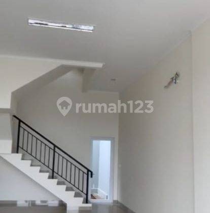 Turun Harga, Ruko Strategis 3 Lantai di Summarecon Bandung 2