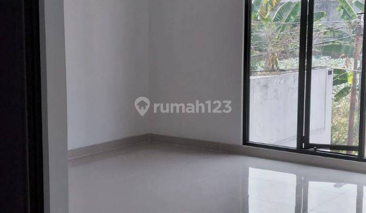 Dijual Rumah Baru di Setiabudi Regency, Jl. Zamrud 2