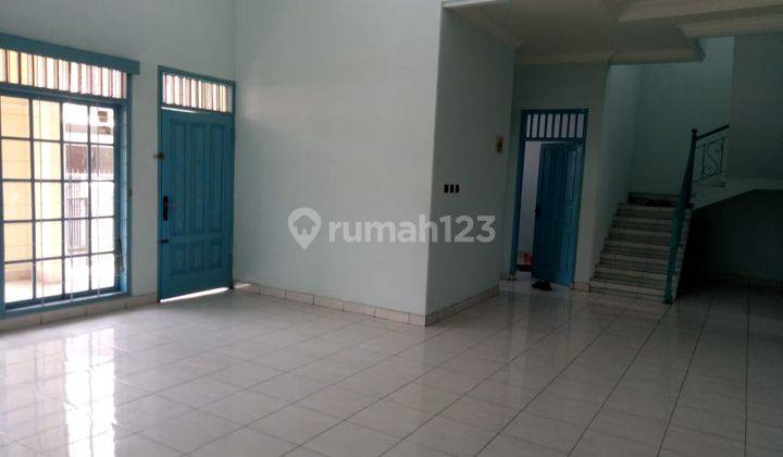 Rumah di Jl Kolektor, Lengkong Besar Bandung 1