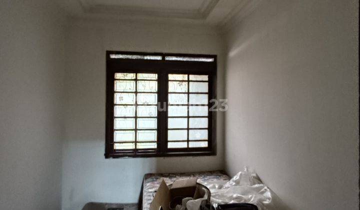 Rumah 2 Lantai di Jl. Gatot Subroto, Bandung 2