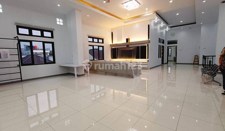 Rumah Super Lux Semi Furnish di Batununggal Lestari, Bandung 1