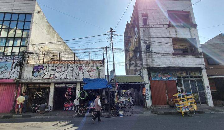 Ruko 2 Lantai Hitung Tanah di Jl. Veteran, Bandung 2