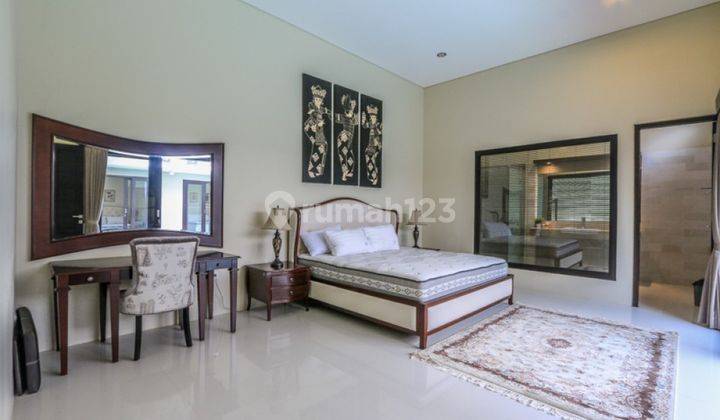 Luxury 03+02 Brand New Villa In Nusa Dua Bali For Sales 1