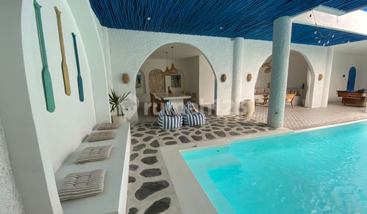 Luxury 3 Bedroom Villa Available for Yearly Rent in Ungasan - Bali