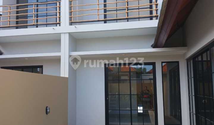 Rumah lantai dua lengkap dengan kolam renang di Nusa Dua - Bali 1