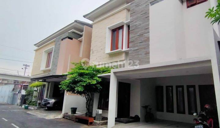 Rumah Furnished 2 Lantai Dekat Slamed Riyadi Solo  1