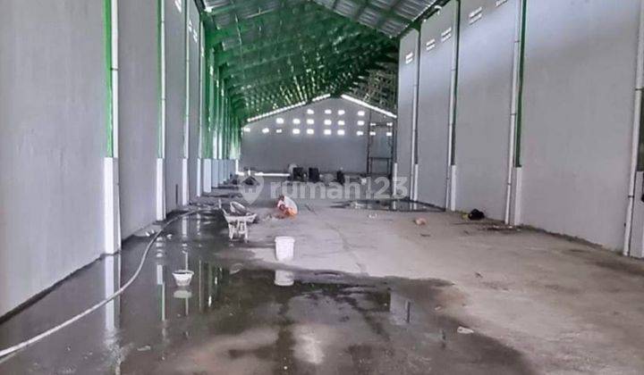 Gudang Baru Akses Kontainer Baki Sukoharjo 3