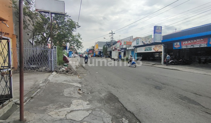 Ready-to-Use 1-Story Commercial House (Ruko) in Nusukan, Solo 2