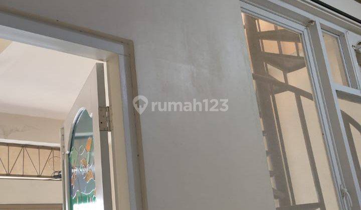 Rumah Bagus 2 Lantai Dekat Kampus UNS Solo 2