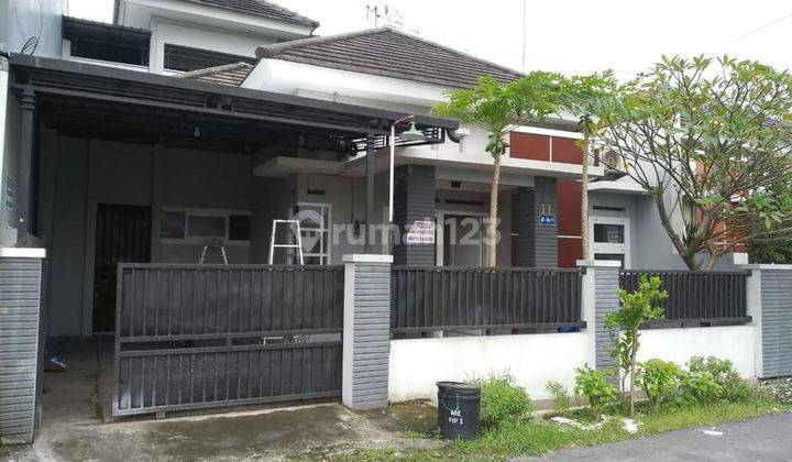 Rumah Nyaman Dan Asri Di Fajar Indah Solo  1