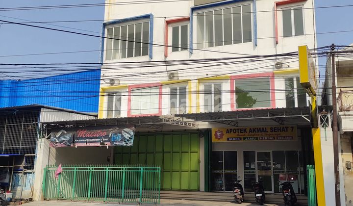 Affordable and Good Business Shophouse 3.5 Floors Solo Baru