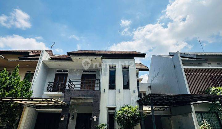 Rumah Cluster 2 Lantai Nyaman Manahan Solo  1