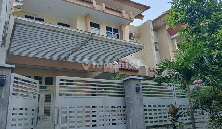 Rumah Furnished Bagus 2 Lantai Solo Baru 1