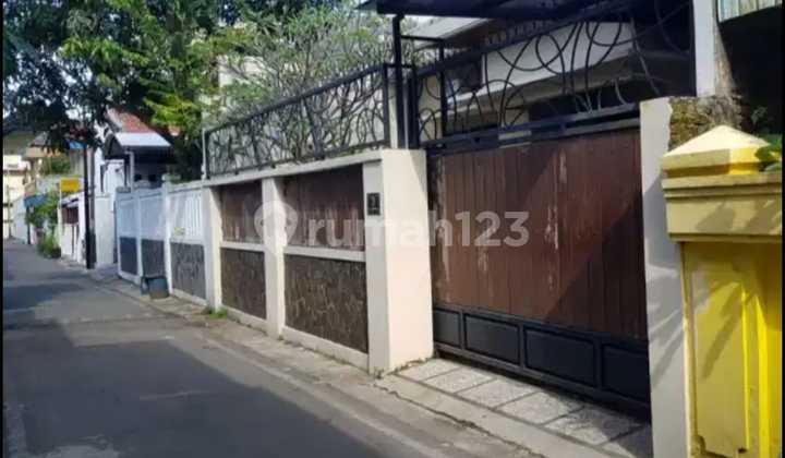 Rumah Asri dan Nyaman Lokasi Laweyan Solo