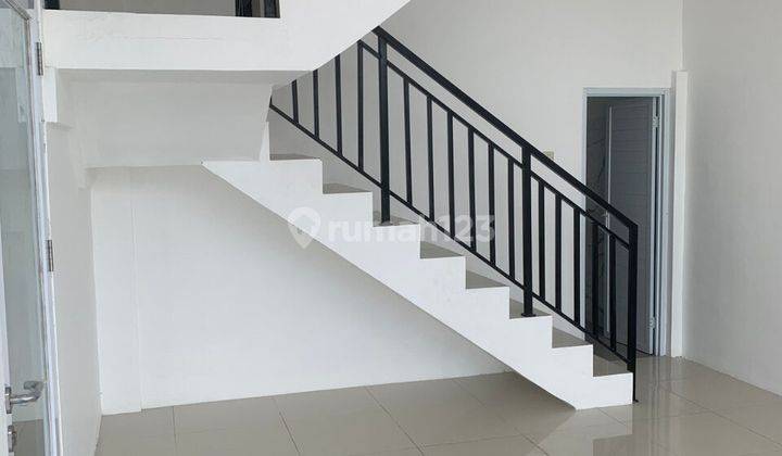 Gudang Non Office di Multi Bizpark Bekasi 3