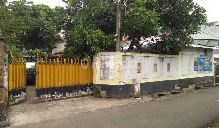 Dijual Rumah Asri dan Luas di Cawang Jakarta  2