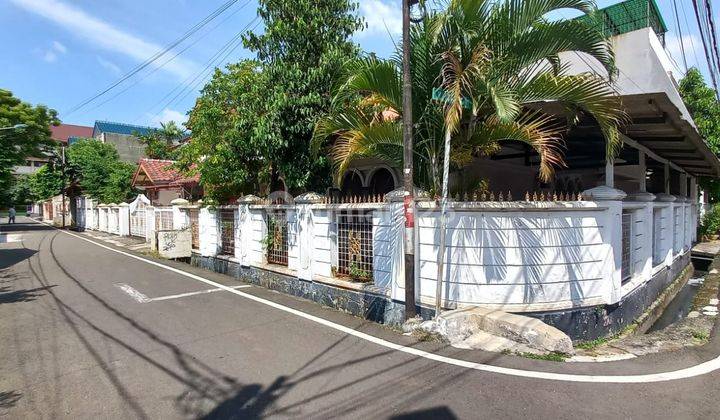 Rumah Hook di Sumur Batu Sebrang Cempaka Putih Jakarta 2