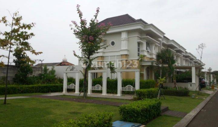 Jual Rumah Hoek Siap Huni di Cluster Vernonia Summarecon Bekasi 2