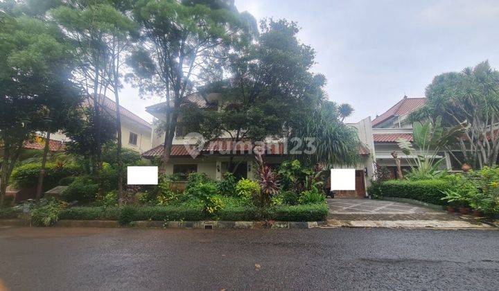 Rumah Mewah Dengan Kolam Renang di Komplek Bukit Pratama Jakarta 1