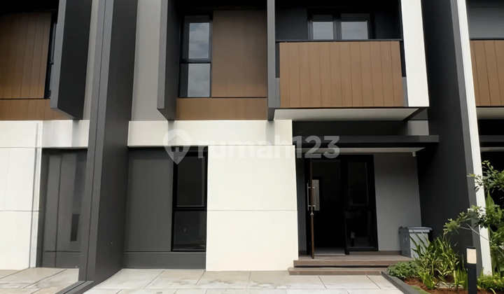 Rumah 2 Lantai Murah Di Cluster Regia Summarecon Crown Gading Dekat Hi Bonus Ac 1