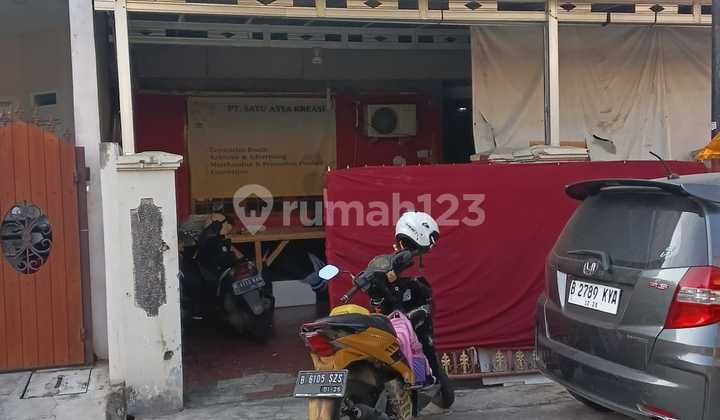 House in Tytyan Kencana, Bekasi City 2