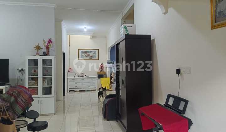 Di Jual Rumah Dekat Mol Grand Galaksi Park 2