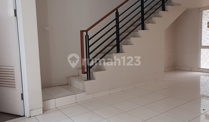 Disewakan Rumah di Bluebell Summarecon Bekasi di Summarecon Bekasi 2