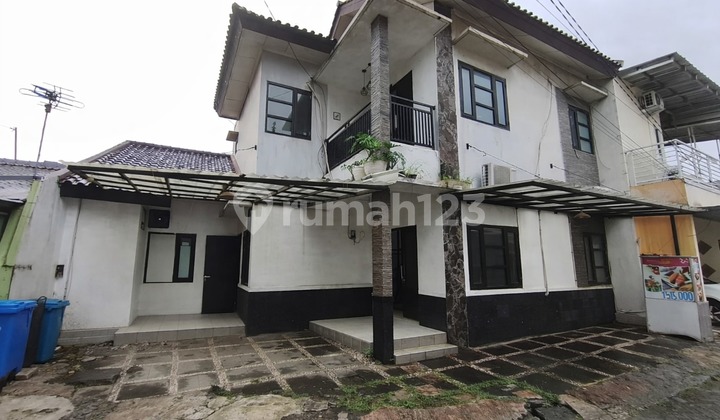 Rumah 2 Lantai di Jatirasa Bekasi