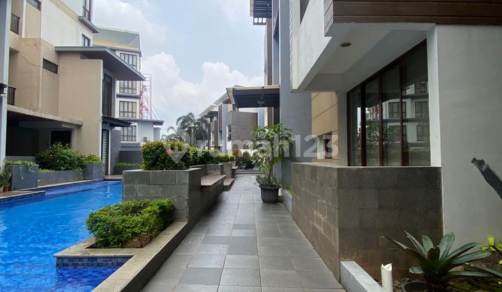 Rumah Town House Type Carnelian Lantai 1 View Depan Langsung Pool Cantik Lokasi di Vanya Park BSD Tangerang Hub Thanty 0811108xxxx 2