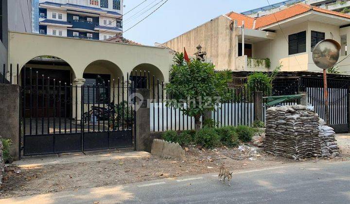 Rumah tua luas 700m2 lokasi tengah kota di kebon sirih jakarta pusat Hub Thanty 08111089928 4