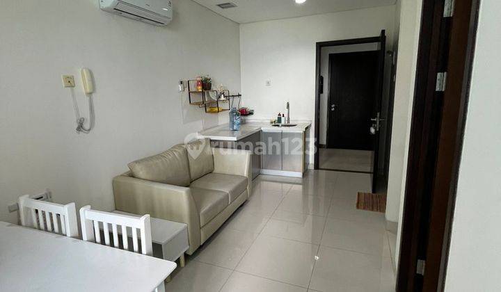 Apartement baru Furnished Luas 45m2 dengan 1 kamar tidur di Apartemen Brooklyn Alam sutera Tangerang 1