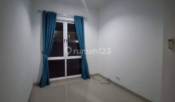 dijual rumah 2 Lantai semi furnish uk 8×20 di BSD city greenwich lokasi strategis akses jalan raya dan fasilitas umum 2