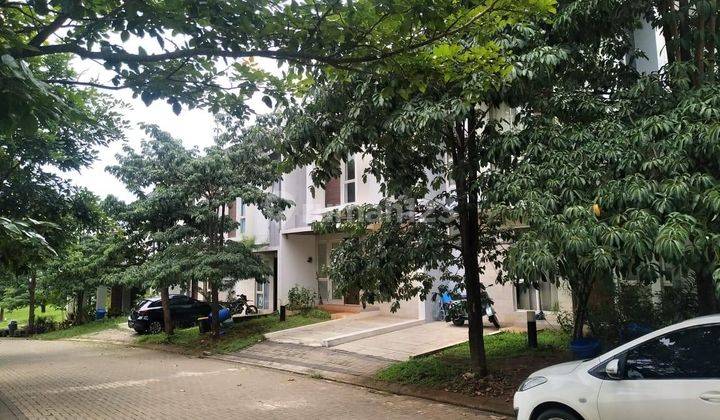 Dijual Cepat Rumah 2 Lantai Semi Furnish Dengan Pemandangan Sungai Kecil Lingkungan Alami Dan Permohonan Yang Rimbun The Green Bsd Tangerang 1