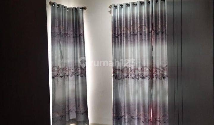 Dijual Cepat Rumah 2 Lantai Semi Furnish Dengan Pemandangan Sungai Kecil Lingkungan Alami Dan Permohonan Yang Rimbun The Green Bsd Tangerang 2