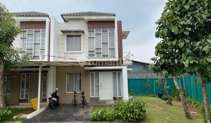 Dijual Rumah siap huni semi furnish hook 2 lantai hadap barat laut & utara di Cluster Amerika, Green lake city 1