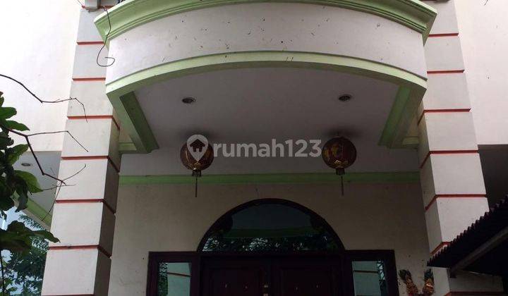 Dijual cepat Rumah mewah luas 651m² villa Tomang mas 1