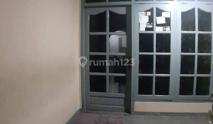 Rumah Bagus terawat luas tanah 144m² Taman Alfa indah, jakarta barat  1