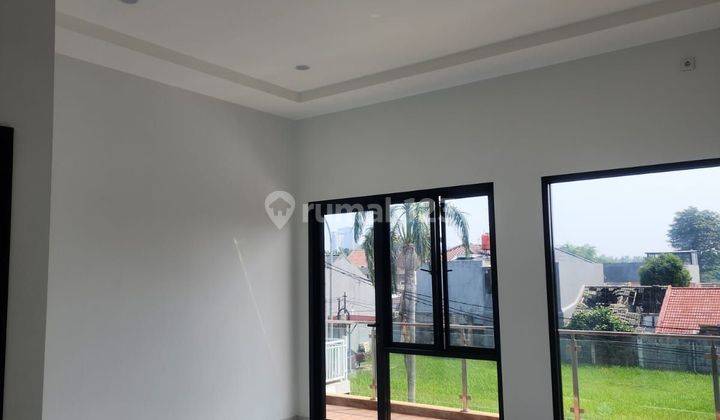 Dijual Rumah Mewah 4 kamar full fasilitas dengan rooftop BBQ di nusa loka BSD  2