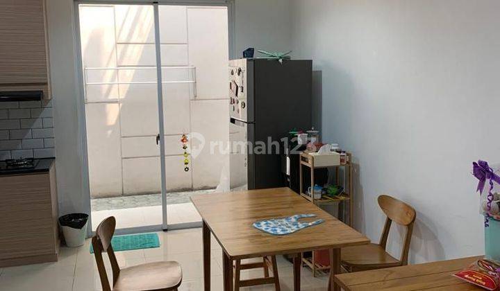 Dijual Rumah Bagus 2 Lantai Green lake city - Ausie jakarta barat Tangerang  1