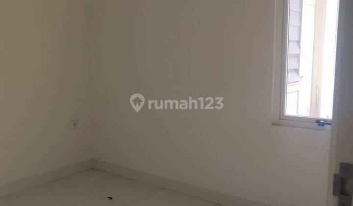 Dijual Rumah Second Rasa Baru Belum Pernah Dipakai 2 Lantai Bagus Di Cluster Volta Sumarecon Gading Serpong  2