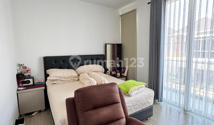 8X15 Two-Story House Well-Maintained, Neat, 4+1 Bedrooms in Riviera Metland Puri Cluster Tangerang Contact Thanty 0811108xxxx 8X15 Two-Story House Well-Maintained, Neat, 4+1 Bedrooms in Riviera Metland Puri Cluster Tangerang Contact Thanty 0811108xxxx