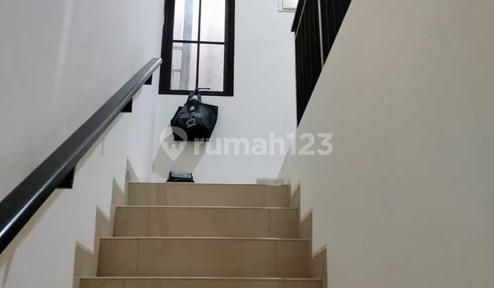 Termurah Dibawah Pasaran Jual Cepat Rumah Uk 6X10,5 Dua Lantai Surat SHM Lokasi Dalam Cluster Green Village Cipondoh Tangerang Hub Thanty 0811108xxxx Termurah Dibawah Pasaran Jual Cepat Rumah Uk 6X10,5 Dua Lantai Surat SHM Lokasi Dalam Cluster Green Village Cipondoh Tangerang Hub Thanty 0811108xxxx