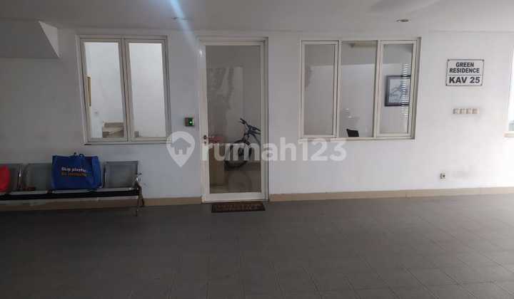 Dijual Kost Kosan di Area Lippo Karawaci Tangerang Lokasi Strategis Ada 24 Kamar Empat Lantai Hub Thanty 0811108xxxx